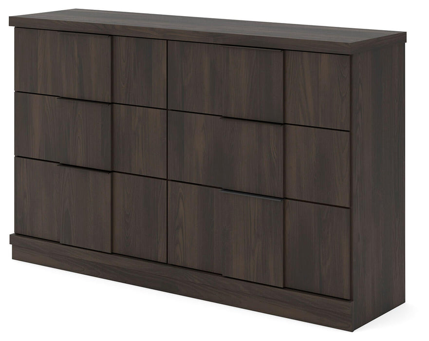 Shaehartin Six Drawer Dresser