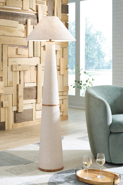 Dellridge Metal Floor Lamp (1/CN)
