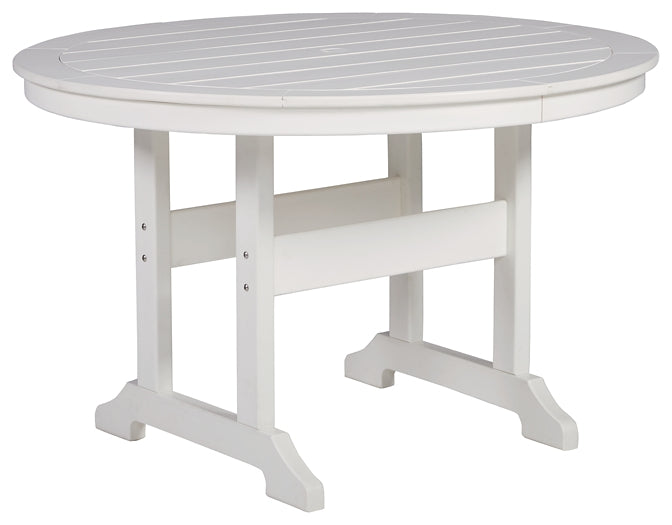 Ashley Express - Crescent Luxe Round Dining Table w/UMB OPT